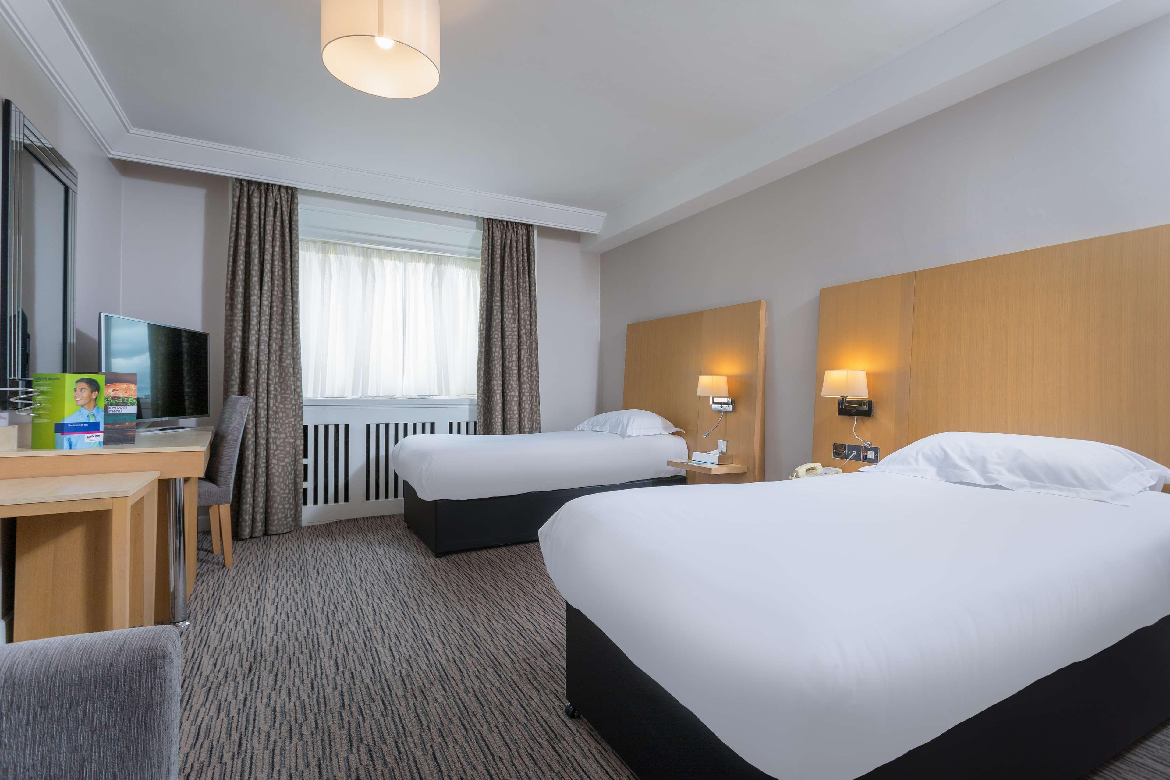 Park Inn By Radisson Shannon Airport Dış mekan fotoğraf
