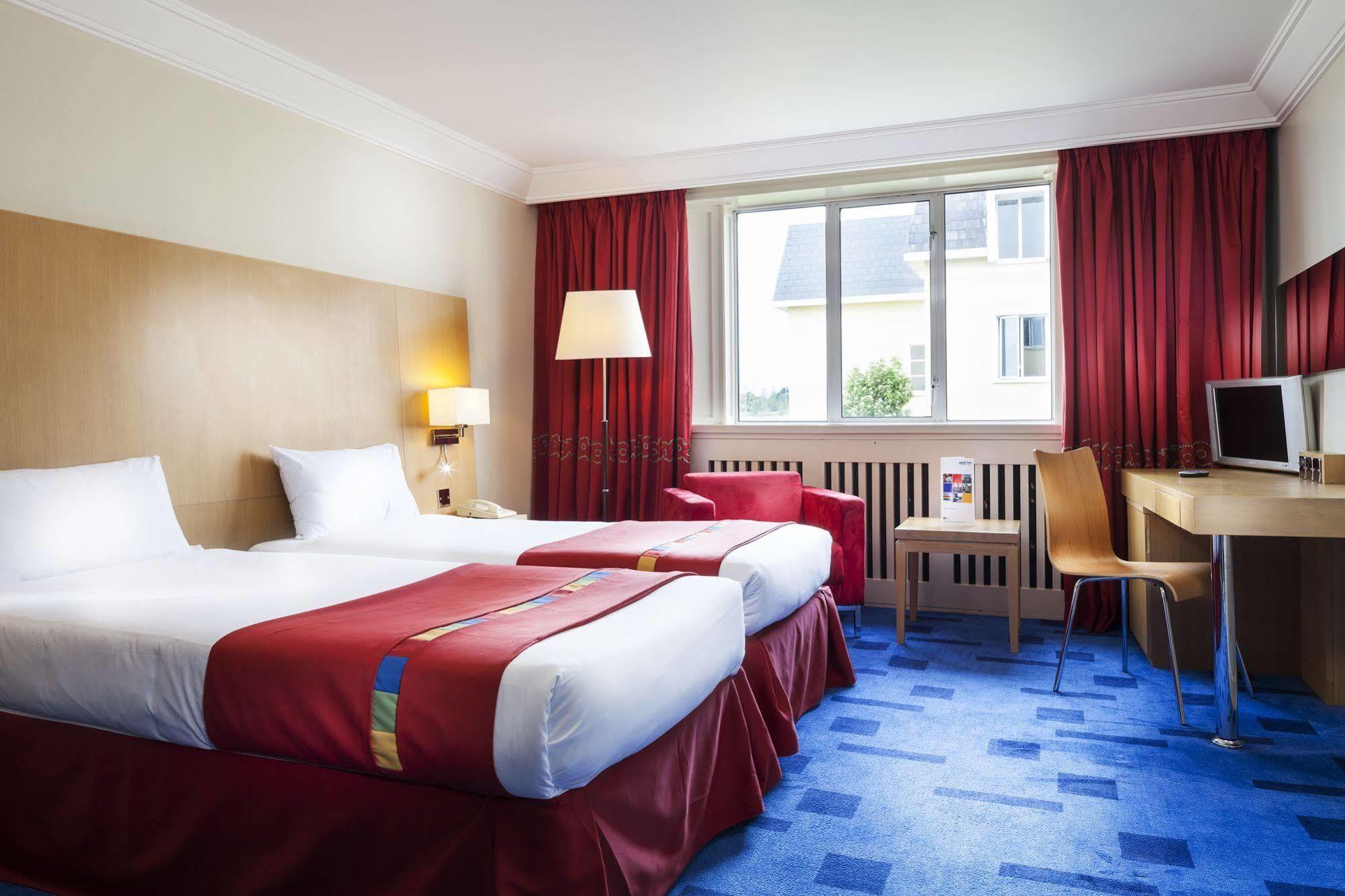Park Inn By Radisson Shannon Airport Dış mekan fotoğraf